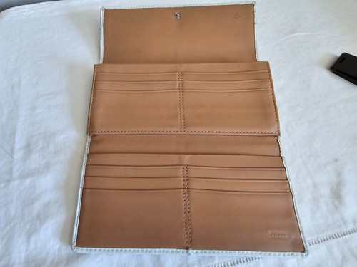 COACH Long White Smooth Leather Wallet Coin Holder, Slips, Cards - Picture 7 of 13
