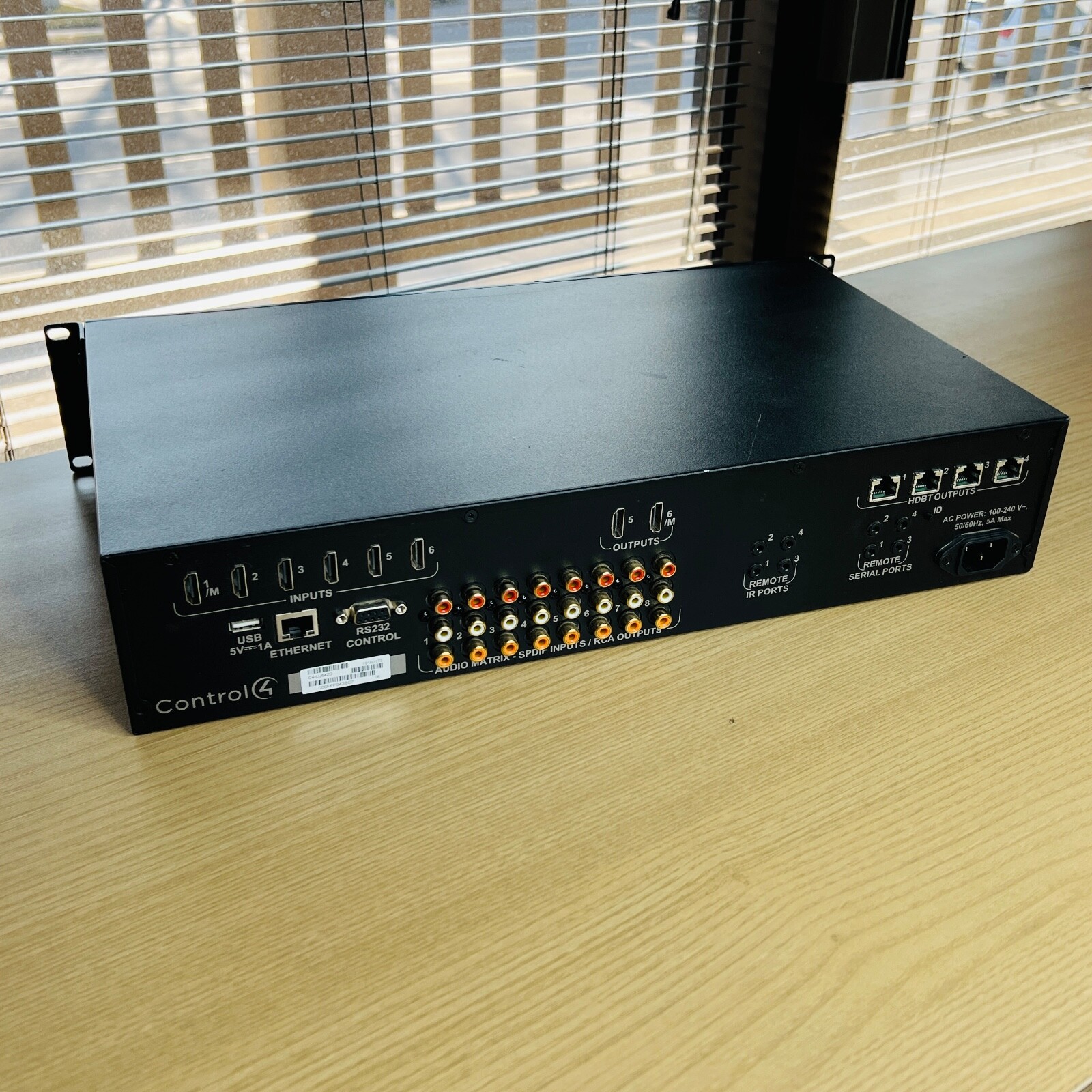 Control4® Leaf 4K Ultra Hd 8×8 Av Matrix Switch – GJJIE