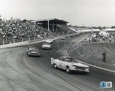 NASCAR Richard Petty THE KING Autographed Signed DAYTONA 8x10 Photo Beckett BAS
