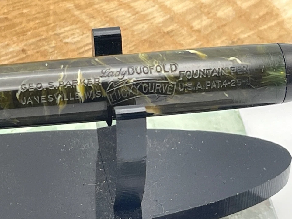 Anillo de colección Parker Lady Lucky Curve banda superior 3 en pluma estilográfica de jade--1240,24 Foto 3 de 4