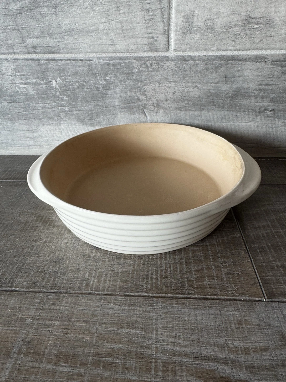 PAMPERED CHEF Beige Circle BAKER Stoneware Deep Dish Pie Plate 8.5”X2”
Opens in a new window or tab