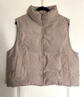 PRIMARK Puffer Vest Crop Lightweight Sleeveless Jacket Gilet Beige L / XL — photo 3