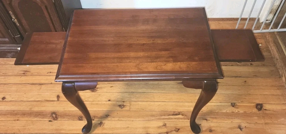 Mesa de té vintage maciza cereza reina anne con tablas extraíbles Foto 2 de 4