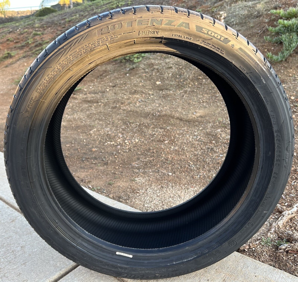 Set of 2 BRAND NEW 245/40R20 99Y Bridgestone Potenza S001 RFT Run