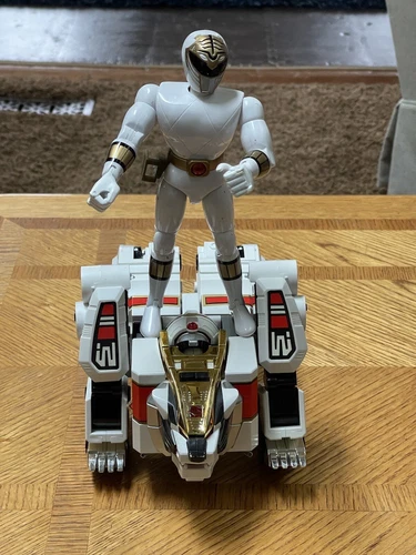 Vintage 90s Mighty Morphin Power Rangers White Tigerzord & White Action Figure