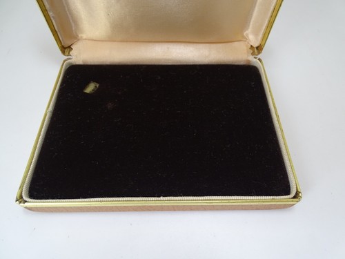 Marvin Watch Box, and Blank Warranty, Vintage 1960's - Picture 6 of 13