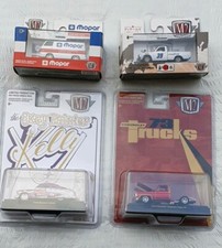 Juego de 4 autos edición limitada Sema 2019 M2 Machines Chevy C10 Datsun Super10 Dodge