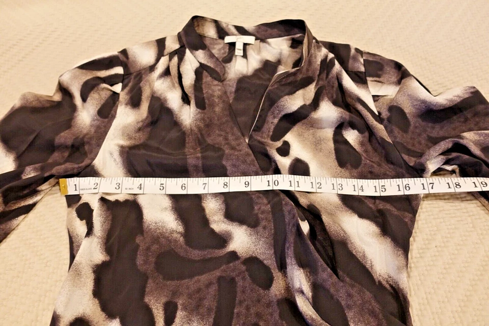 Joie - Blusa de seda cruzada con estampado animal manga 3/4 - Talla grande Foto 3 de 4