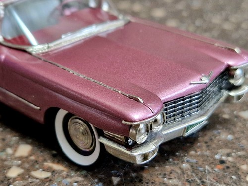 Brooklin Models BRK 207 1960 Cadillac Series Sixty-Two Coupe Siena Rose Metallic - Picture 9 of 15