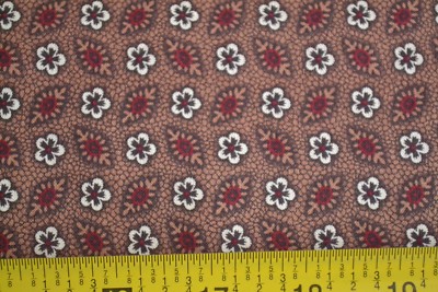 12'' Long, White Red Brown Floral Quilt Cotton, Marcus/Cotton Club/Barnes, V1000