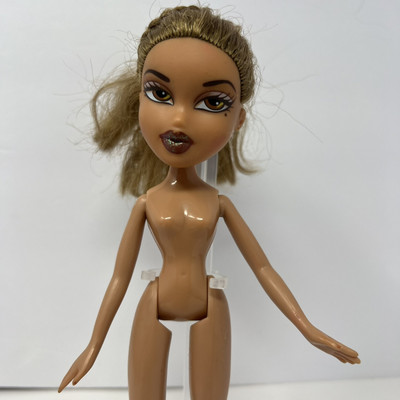 Bratz Yasmin Doll Funk N  Glow Fashion 2001 Fall Brown hair and glitter lips