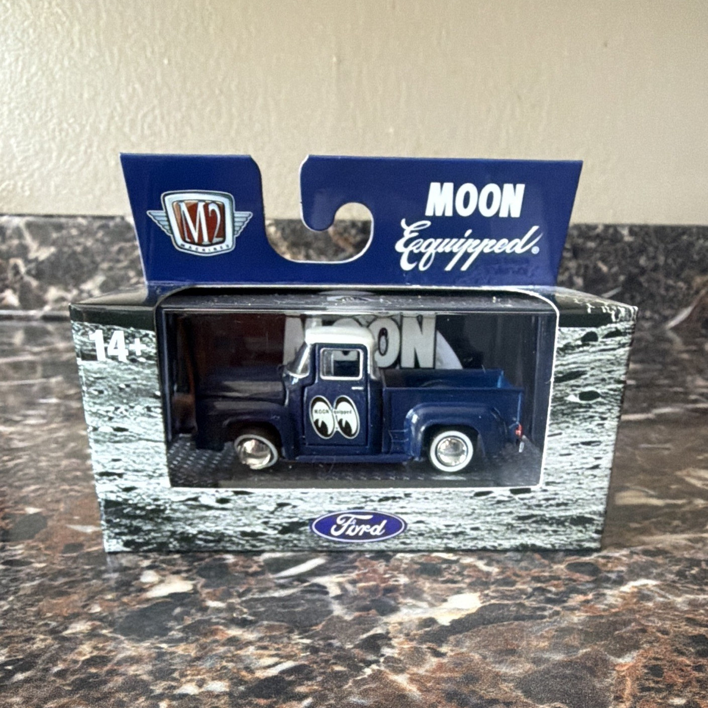 M2 Machines Moon Equipped 1:64 1956 Ford F-100 Pickup Diecast Blue/White