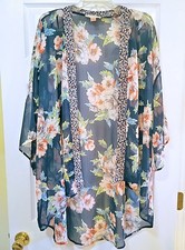 Band Of Gypsies Boho Kimono Cover Up Size XS/S Duster 3/4 Sleeve Navy/Floral