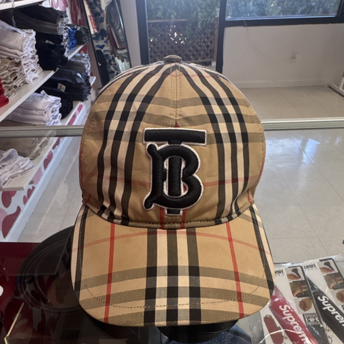 Burberry Adjustable Check Baseball Cap Beige Black Red Size L Men