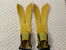 Rare Force Fins Size large USA Made