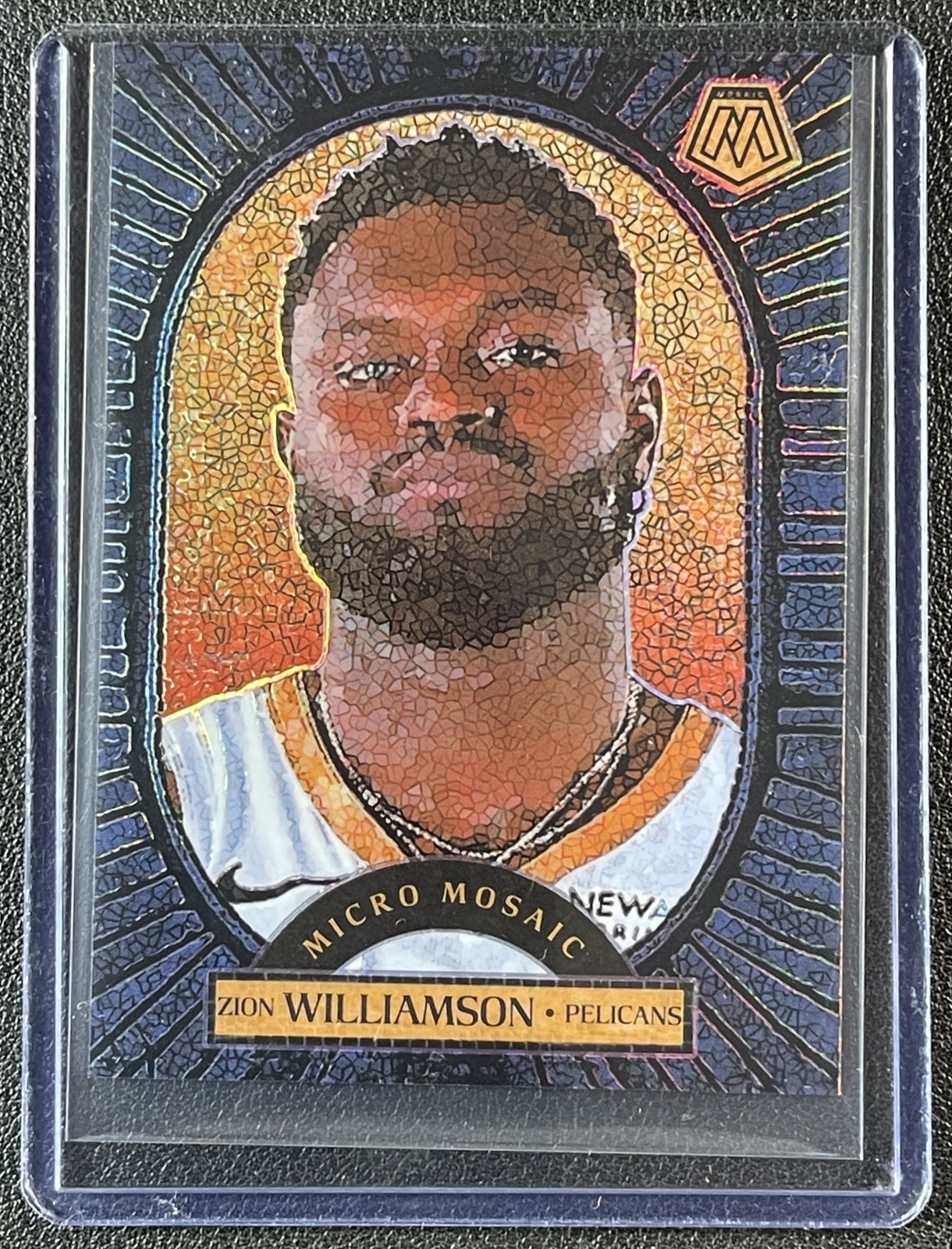 ZION WILLIAMSON 2024-25 PANINI MOSAIC #16 MICRO MOSAIC PRIZM SP PELICANS