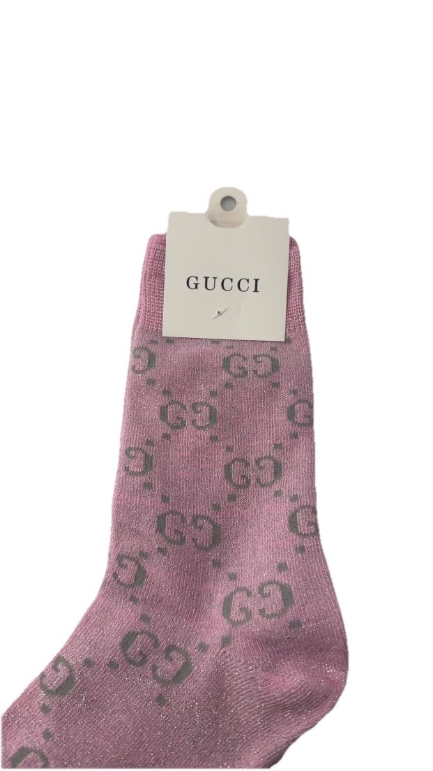 Gucci GGラメ ピンク ソックス GUCCI（ソックス ・ ピンク/桃色系）のフリマアイテム一覧