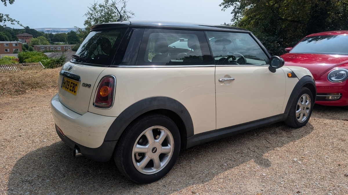 Mini