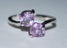STERLING SILVER 925 PURPLE STONE PRONG SETTING LADIE'S RING - SIZE 6 - 2 GRAMS