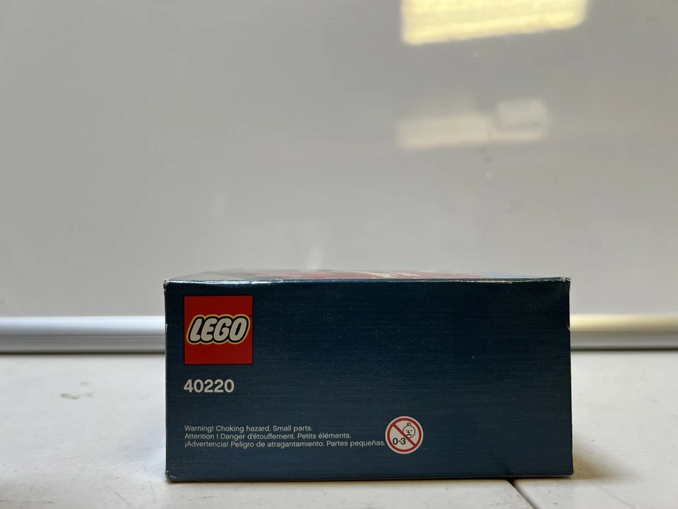 @ LEGO Creator London Bus 40220 New in Sealed Box 118 Pcs - Image 3 of 4