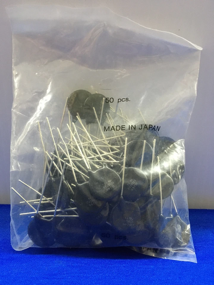 1 PKG OF 50 PCS - DIGI-KEY P7228-ND ERZ-V20D820 VARISTOR SUR ABSORBER 82V 10KA - Image 3 of 4