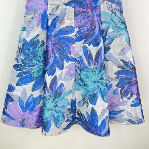 Zoe LTD Sleeveless Metallic Floral Jacquard Dress in Girl’s Sz: 12 - Picture 3 of 13