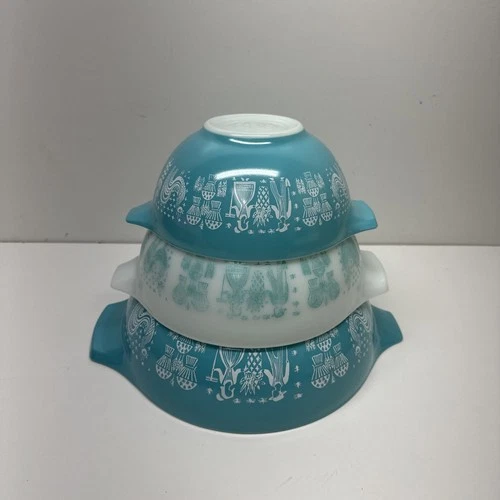 Pyrex Mixing Bowls Amish Butterprint Cinderella 442, 443, 444 Blue & White