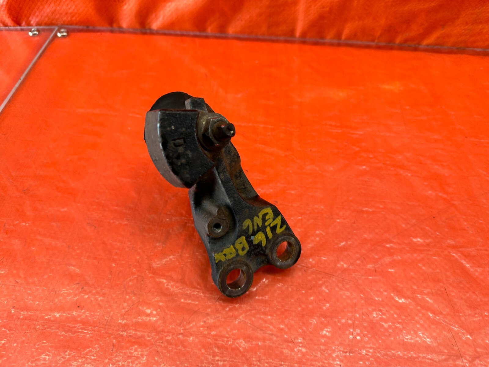 0206 ACURA RSX TYPE S & BASE MOTOR MOUNT TO POST MOUNT ENGINE BRACKET