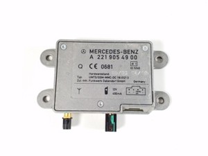 MERCEDES BENZ R-KLASSE W251 2010 Antennenverstärker A2219054900