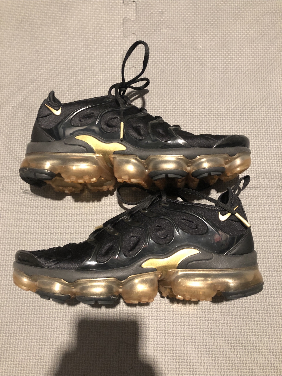 Size 9 - Nike Air VaporMax Plus Black 