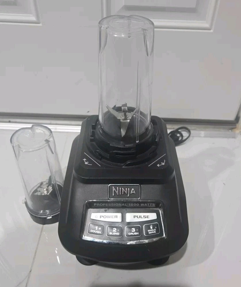 Ninja Professional 1500 Watts Blender BL770 30