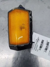 Passenger Corner/Park Light Fender Mounted Fits 86-87 NISSAN PICKUP 177023