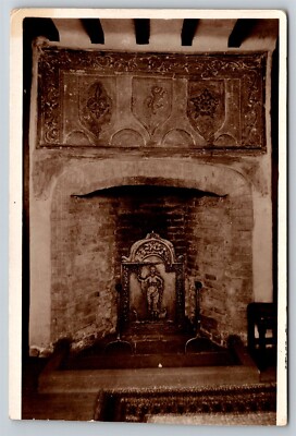 U.K. STRATFORD-ON-AVON HARVARD HOUSE Fireplace *Poorly Sliced Btm Postcard, P4