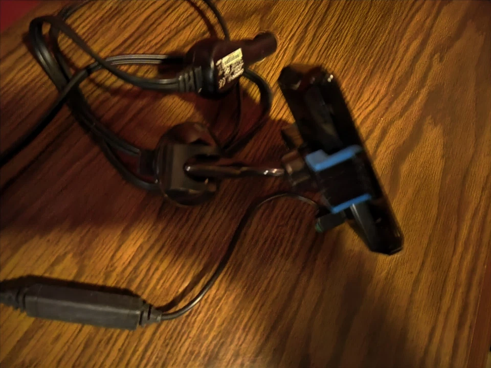 Garmin nüvi 265W Automotive Mountable With Car Charger, Working - Image 3 of 4