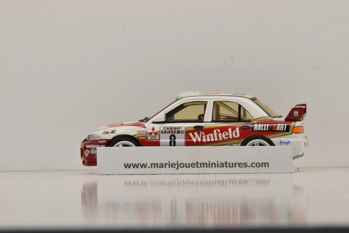 Kit Maquette Voiture Rallye Racing43 1:43 – Ford, Métal Blanc, Avec Boîte – Occasion
