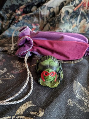 The Wizarding Trunk Harry Potter Magical  CAPTIVE BEETLE WITH THE BAG