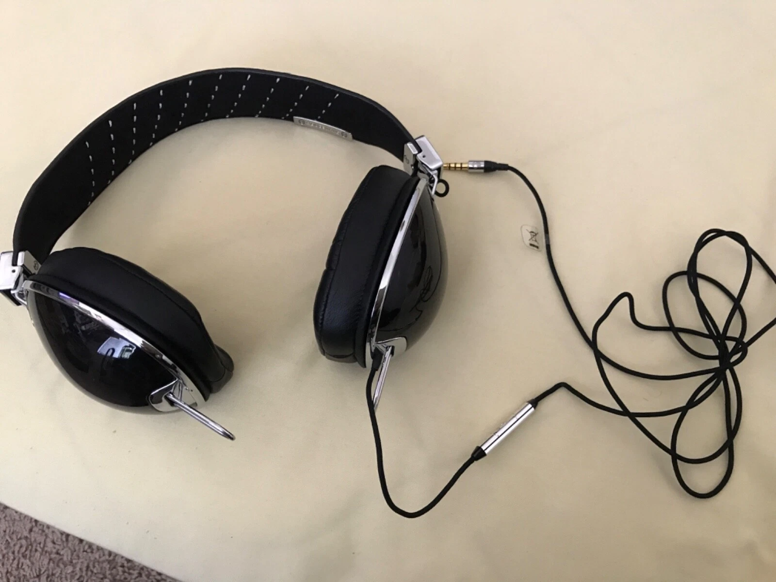 Casque Skullcandy Aviator Supreme Sound RocNation noir chromé filaire