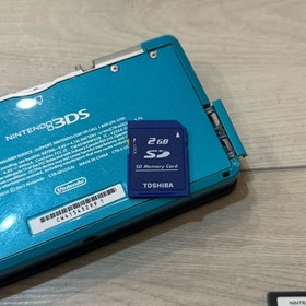 Nintendo 3DS Video Game Console w/Games - Aqua Blue CTR-001 (USA) - Tested Read