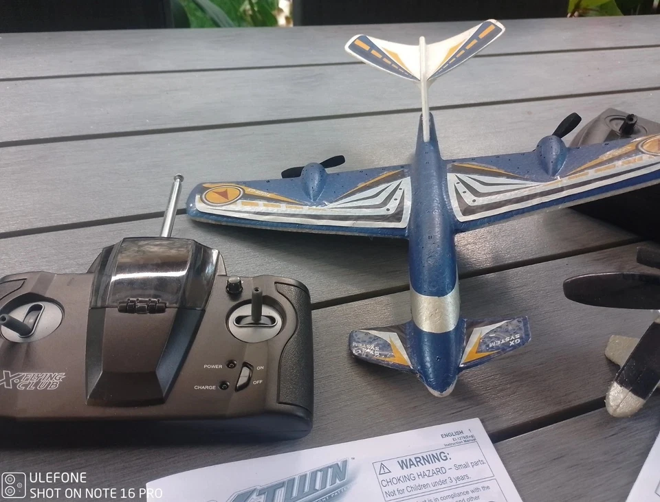 X - Twin Propellerflugzeug und Silverlit Helikopter bespielter Zustand - Bild 2 von 4