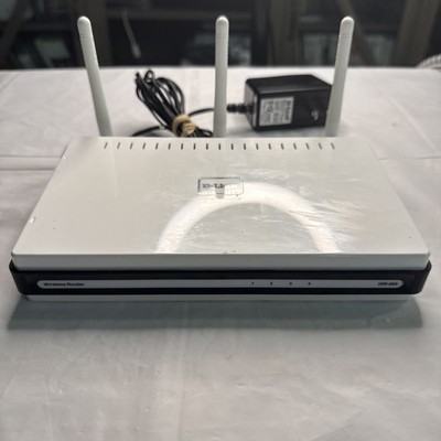 D-Link Xtreme N Gigabit Router DIR-655 Extreme 300 Mbps 4-Port Wireless Used