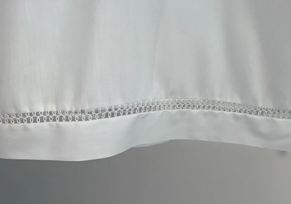 Blusa De Colección Años 50 60 Mod Blanca Recortada Botón Trasero Tatuado Encaje Etiqueta Unión Talla XS/S Foto 4 de 4