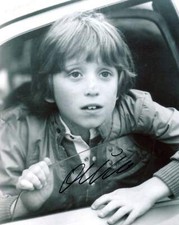 Oliver Robins CHILD ACTOR "Poltergeist" autograph, In-Person signed photo