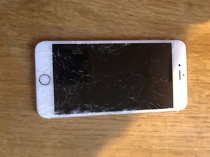 Apple MQ3D2B/A iPhone 6 – 32GB – Spacegrau (entsperrt)