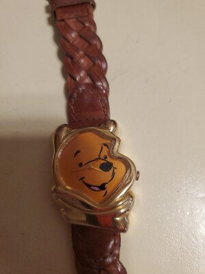 RARE VINTAGE POOH BEAR HEAD SHAPED DISNEY TIMEX WATCH BRAIDED HEAD SHAPE