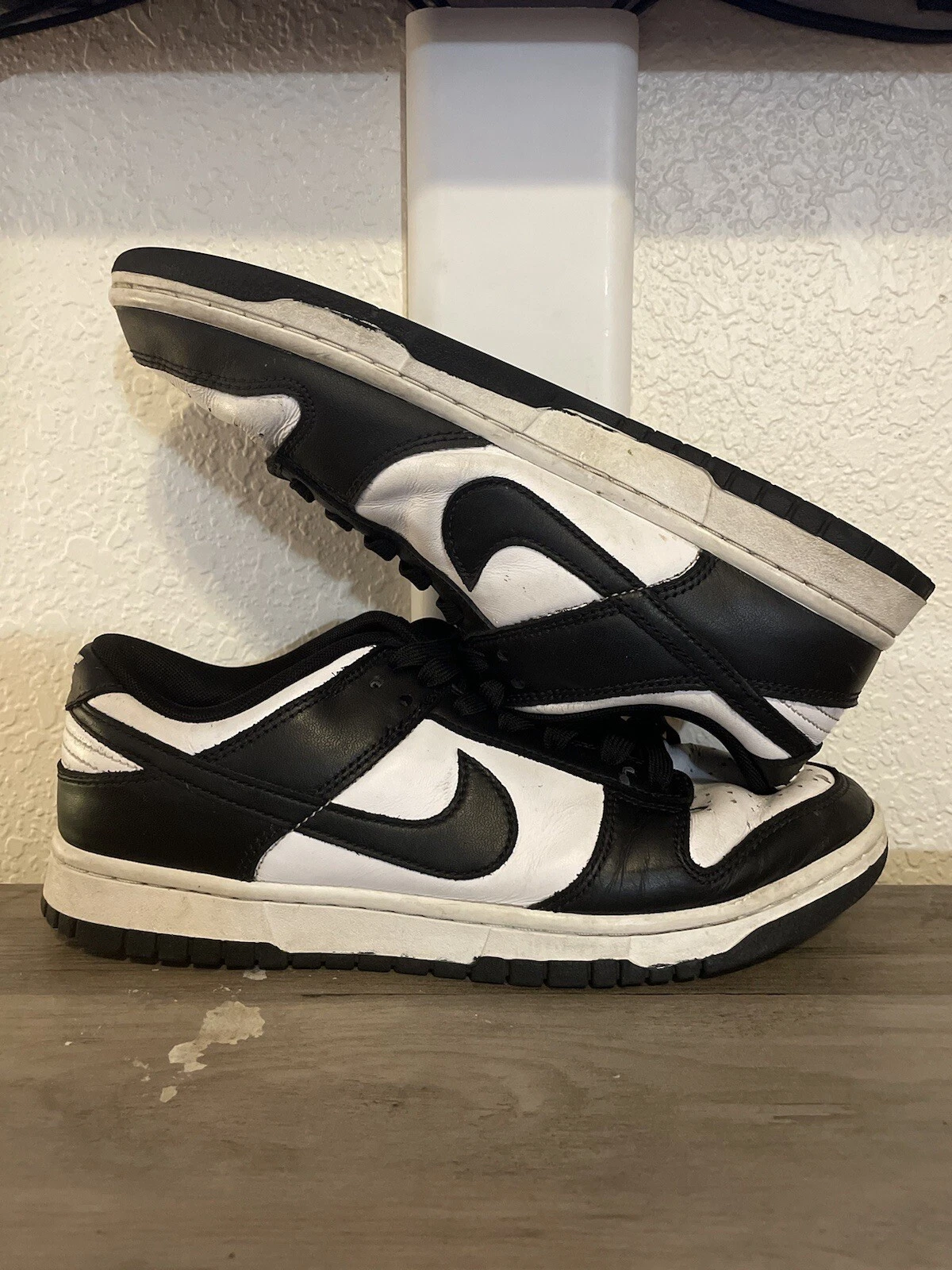 Taille 8.5   Nike Dunk Low '08 Panda 2011