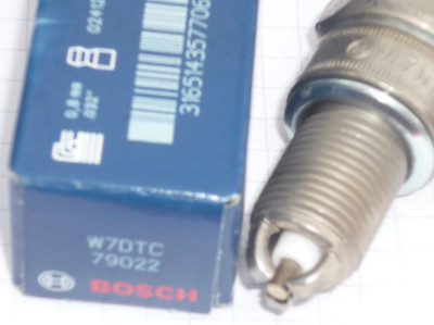 1 original BOSCH W7DTC (79022) SUPER spark plug 0.8mm NEW in BOX 0241235756