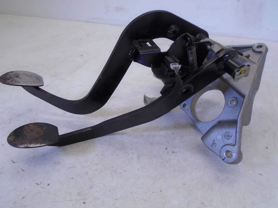 CAJA DE PEDALES MINI COOPER R50 2001-2005 Foto 4 de 4