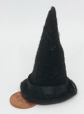Puppenhaus schwarze Filzhexenmütze Tumdee 1:12 Maßstab 1:12 Miniaturkleidung X3