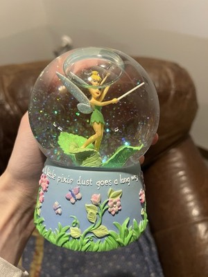 Disney Enesco A Little Pixie Dust Goes A Long Way Snowglobe