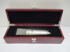 Warm Audio WA-87 Vintage Style Condenser Microphone work great